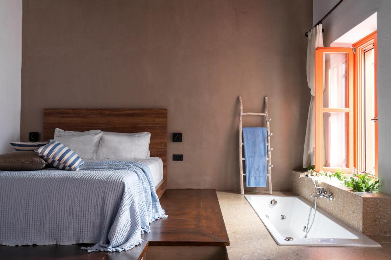 Blue Jasmine Suites Rhodes City Ngoại thất bức ảnh